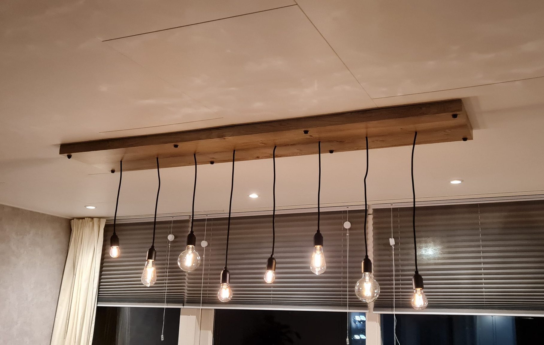 Catena Hoes Dubbelzinnigheid DIY hanglampen boven de eettafel - 2 Linker Handen
